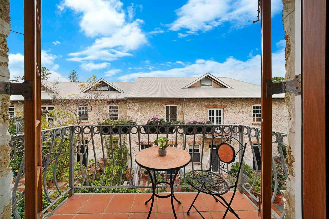 Fremantle Port Mill Bed & Breakfast - Unique Accommodation Zewnętrze zdjęcie